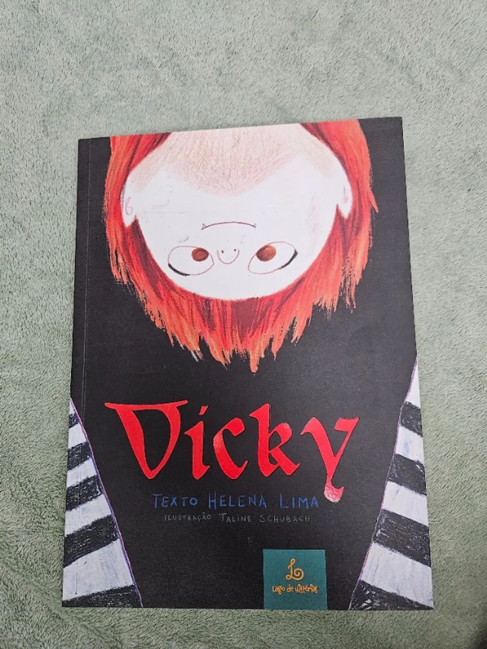 Livro Vicky, autografado