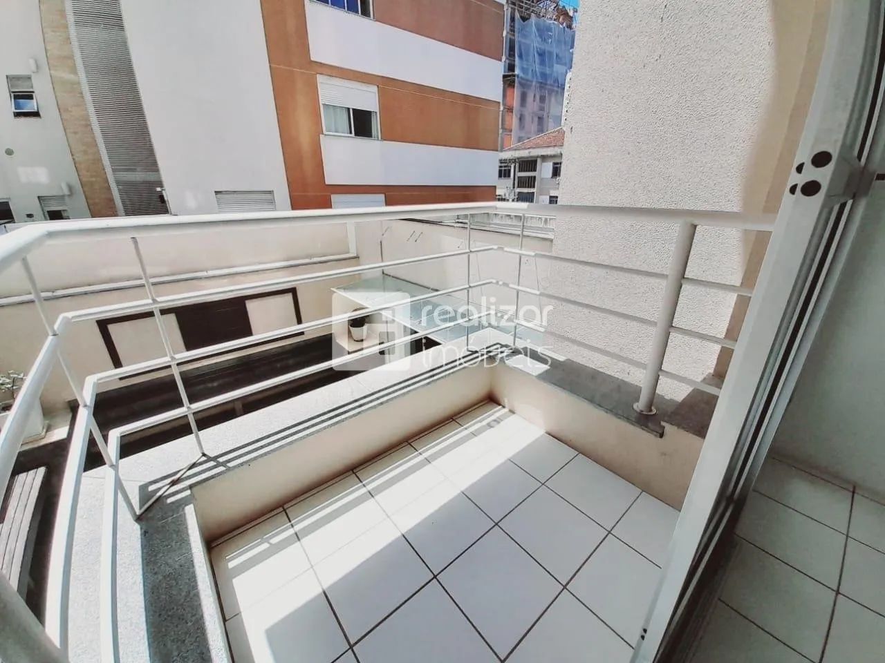 Apartamento com 2 quartos no bairro Centro - Florianópolis