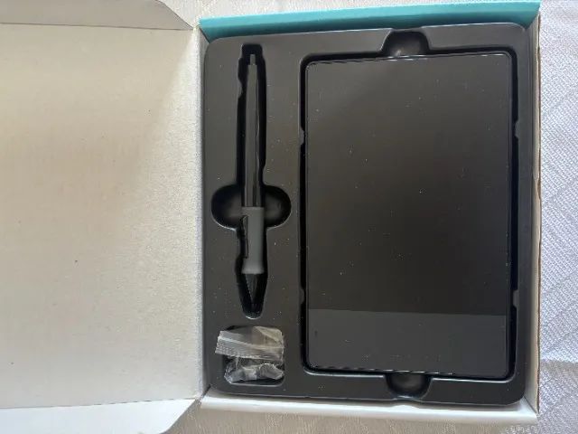 Mesa digitalizadora Huion H420 Usb Multi-touch Com Caneta Preta - Foto 2