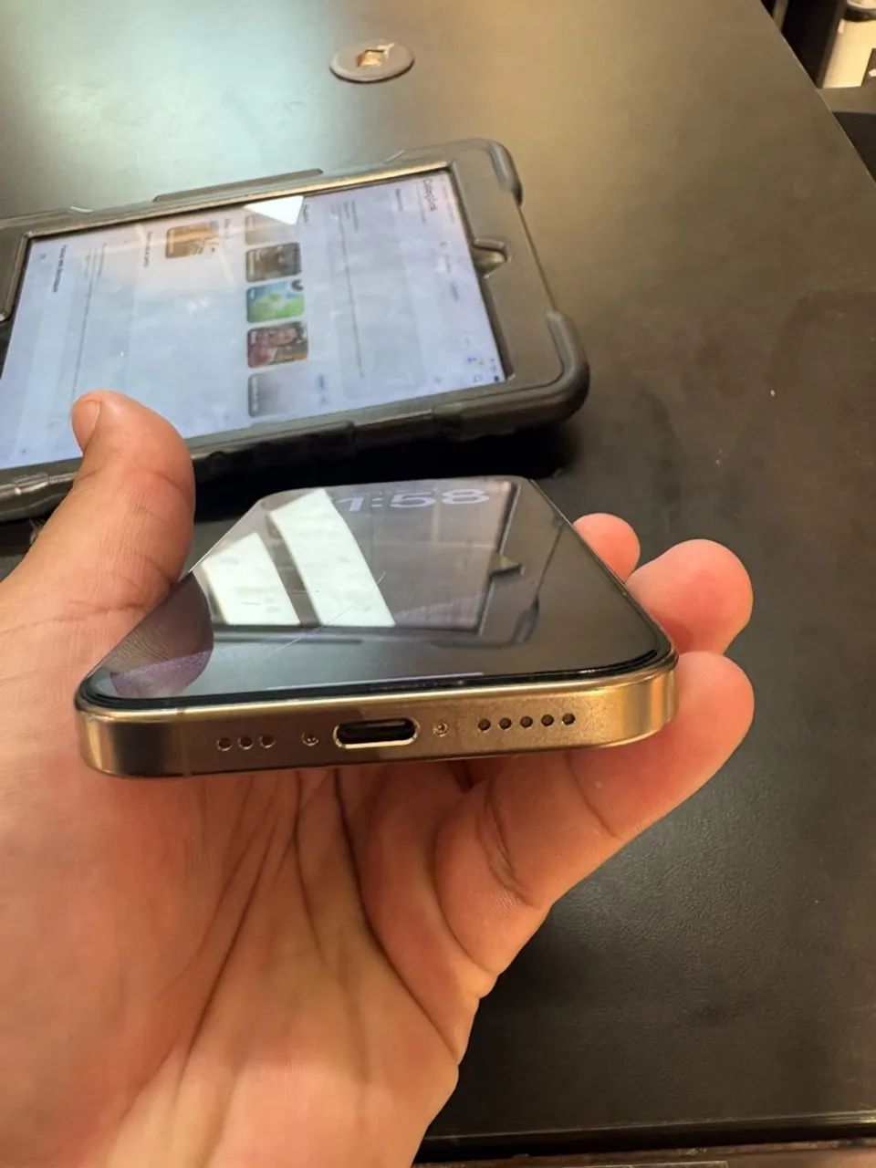 iPhone 16 pro 256gb - Foto 4