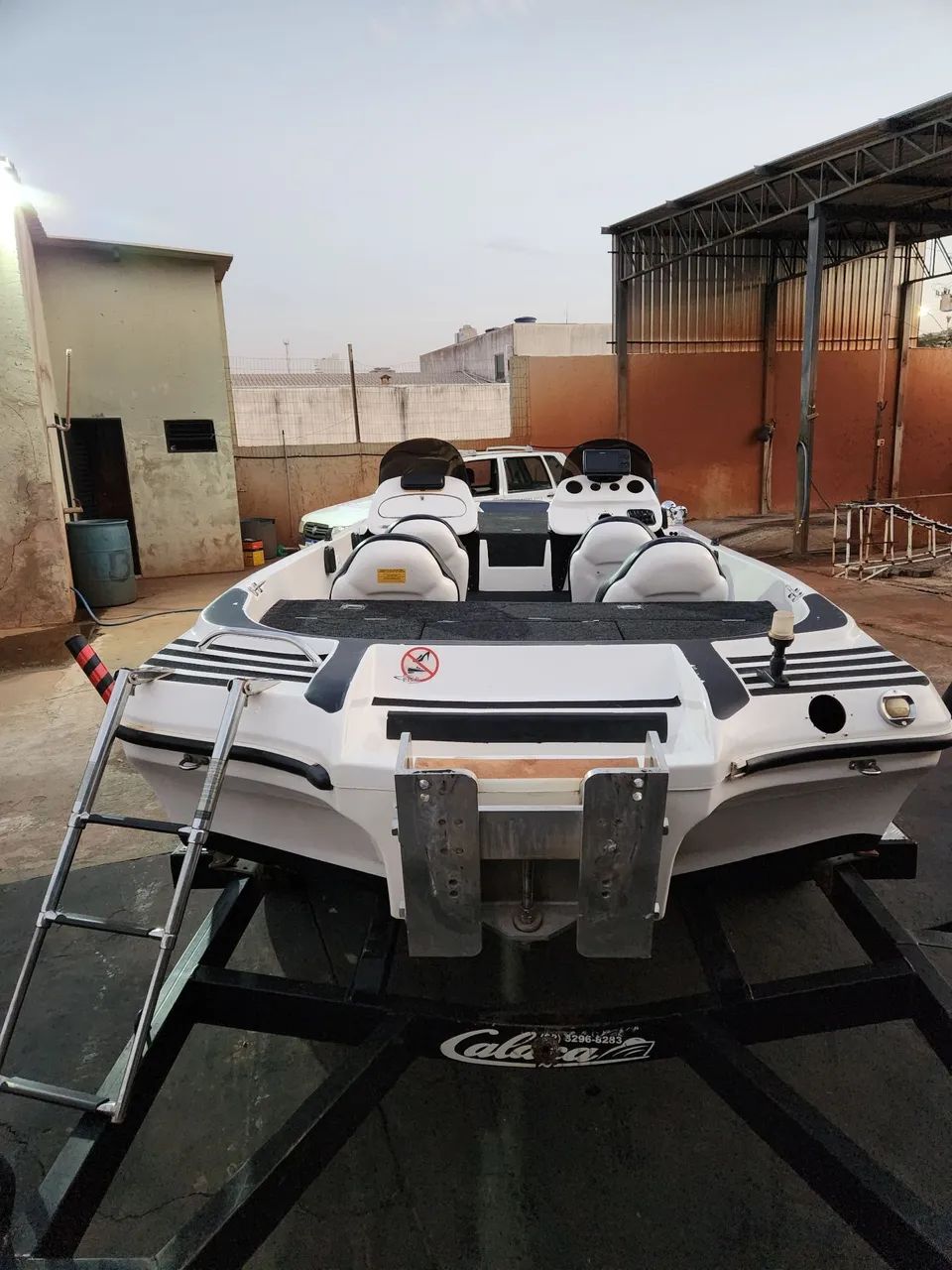 Vendo bass boat Fibralar F2+2 - Foto 7