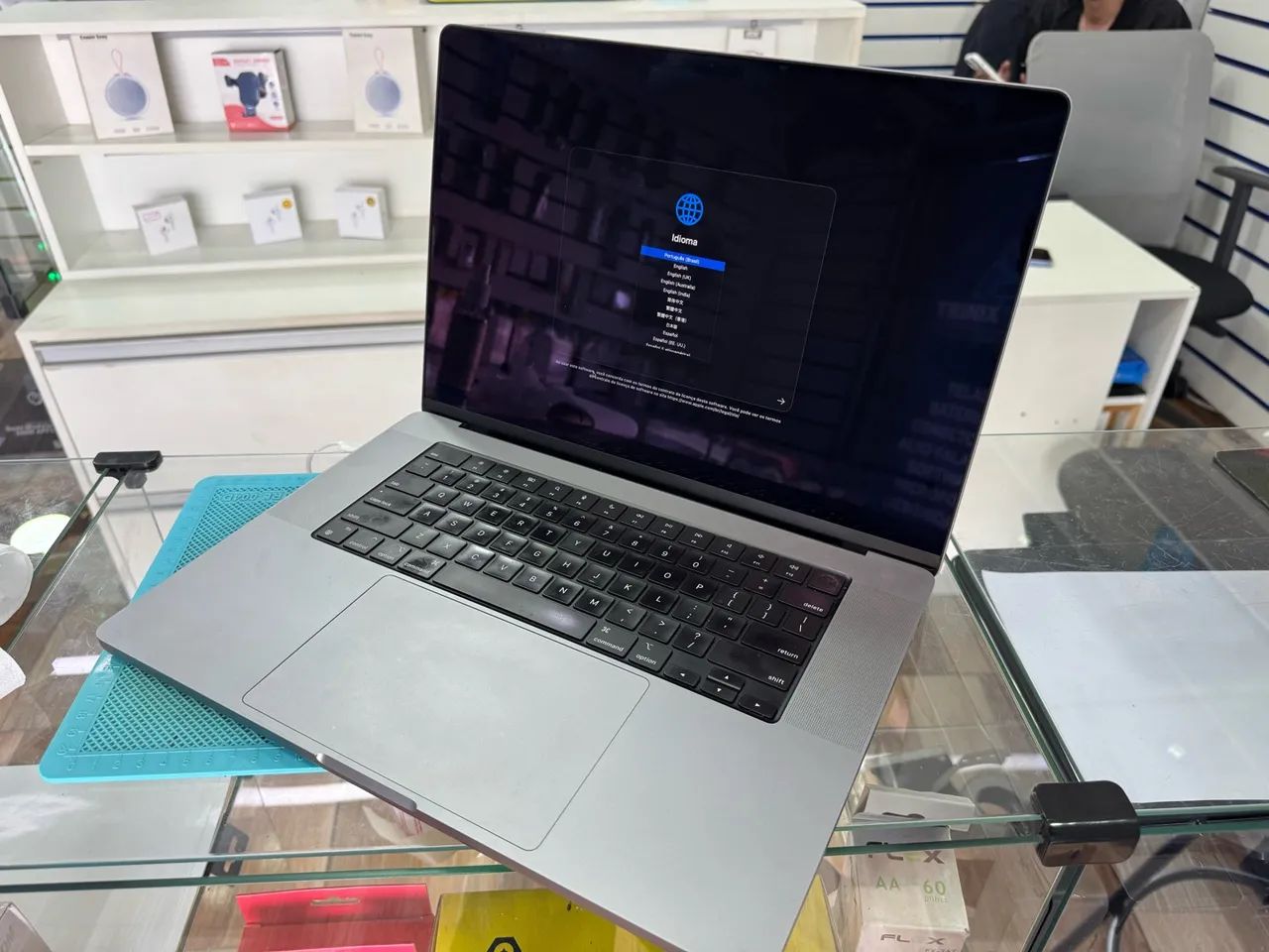 Tela retirada MacBook Pro a2485 - Foto 3