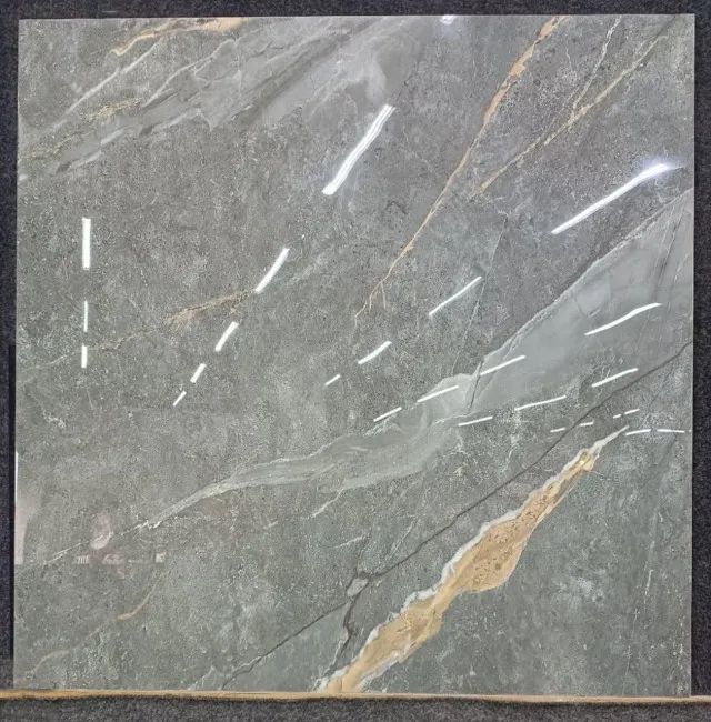 Piso retificado polido 82x82 "Dommus" - R$54,90 o m²