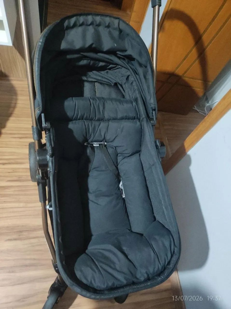 Carrinho de bebê com bebe conforto  - Foto 4