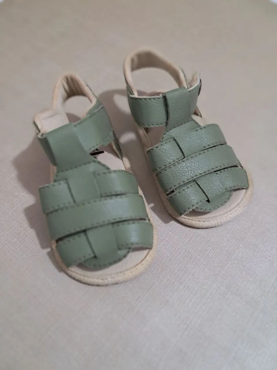 3 pares de Calçado infantil 1- Milon n°15, 1 - M. Melissa n° 17/18 e 1 - M. Melissa n° 19 - Foto 5