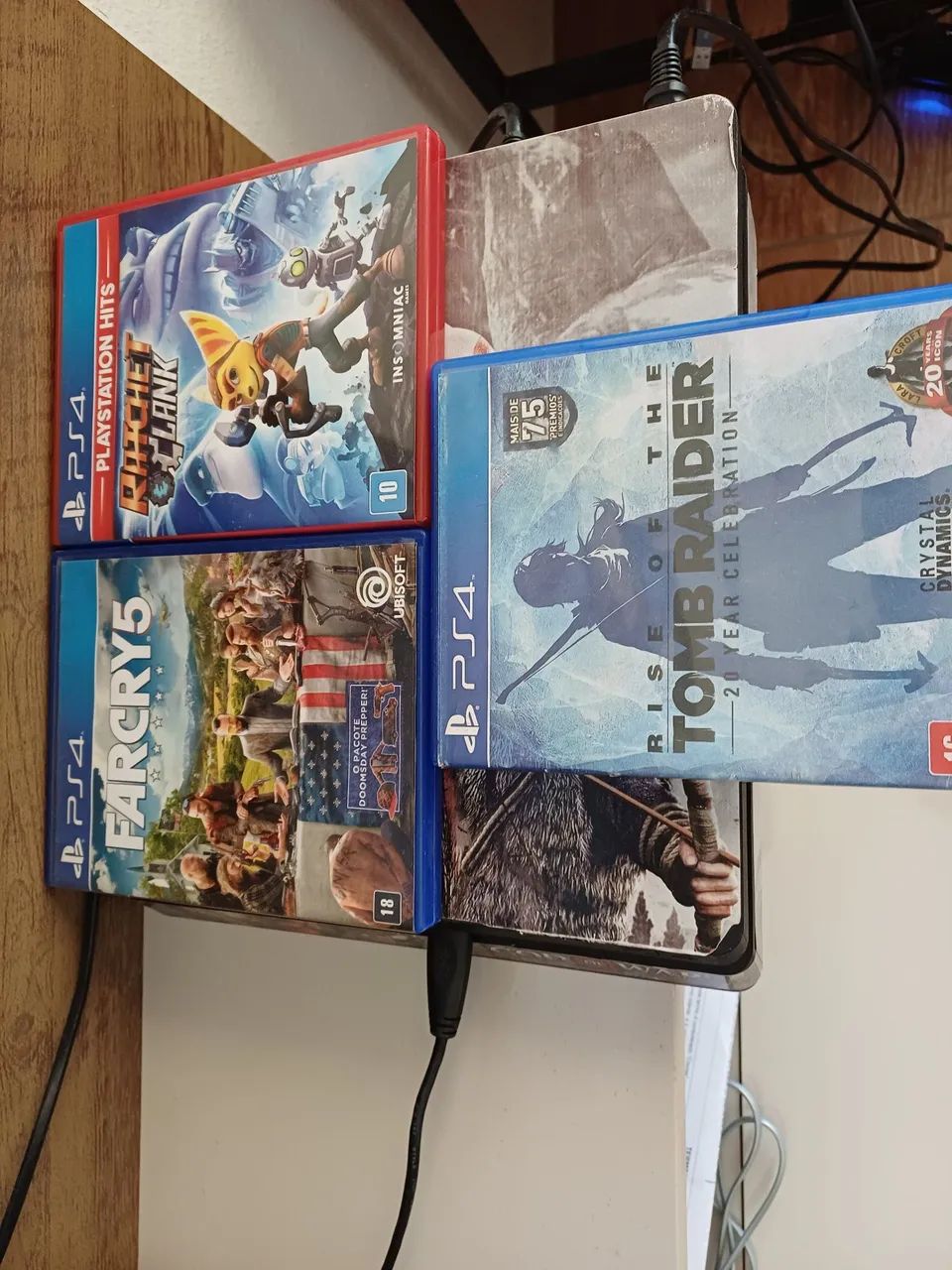 Playstation 4 sim 1 Tb em ótimo estado  - Foto 3