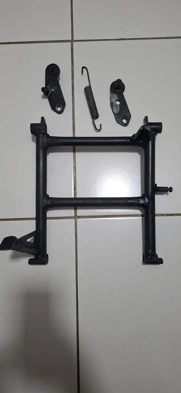 Cavalete Lander/Tener é - Foto 2