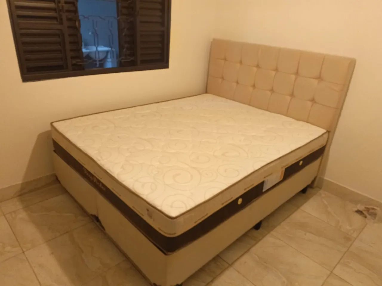 Cama queen size em 10 vezes sem juros - Foto 2