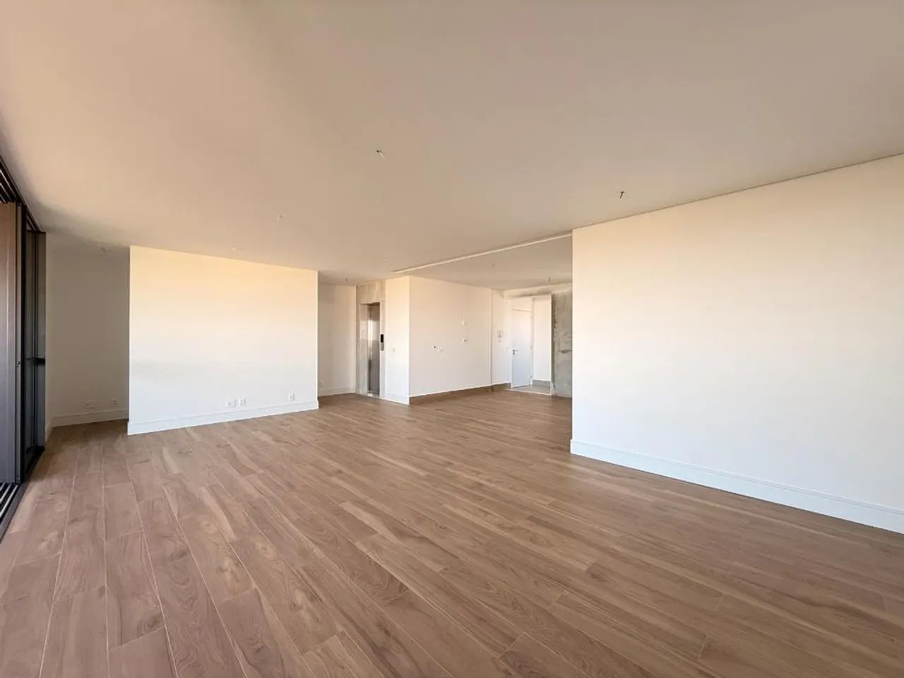 Apartamento à venda em Maringá, Zona 01, com 4 quartos, com 179 m², Noah - A.Yoshii - Foto 3