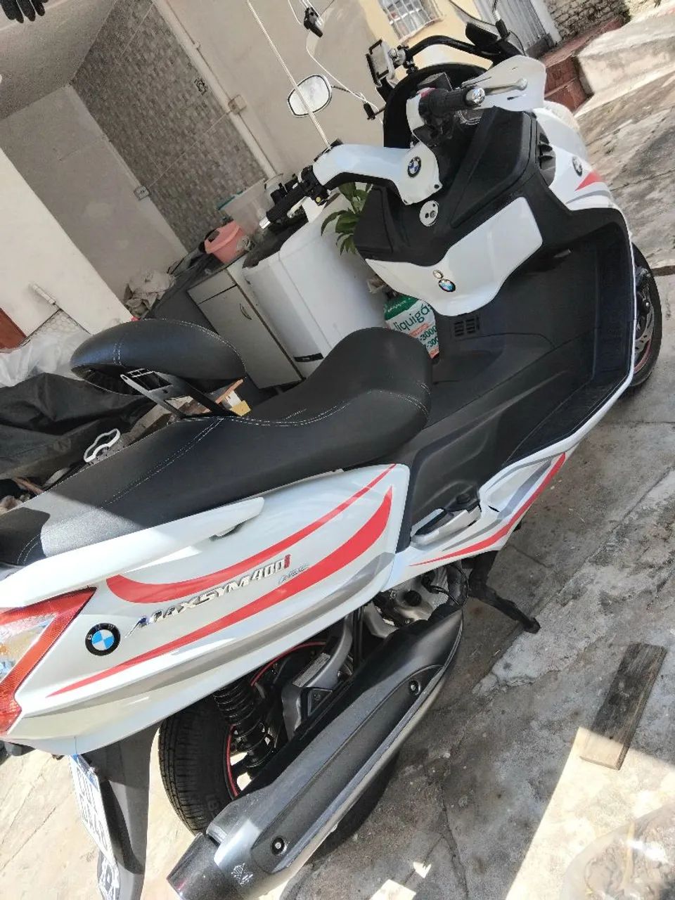 VENDO MAXSYM 400I MUITO NOVA - Foto 5