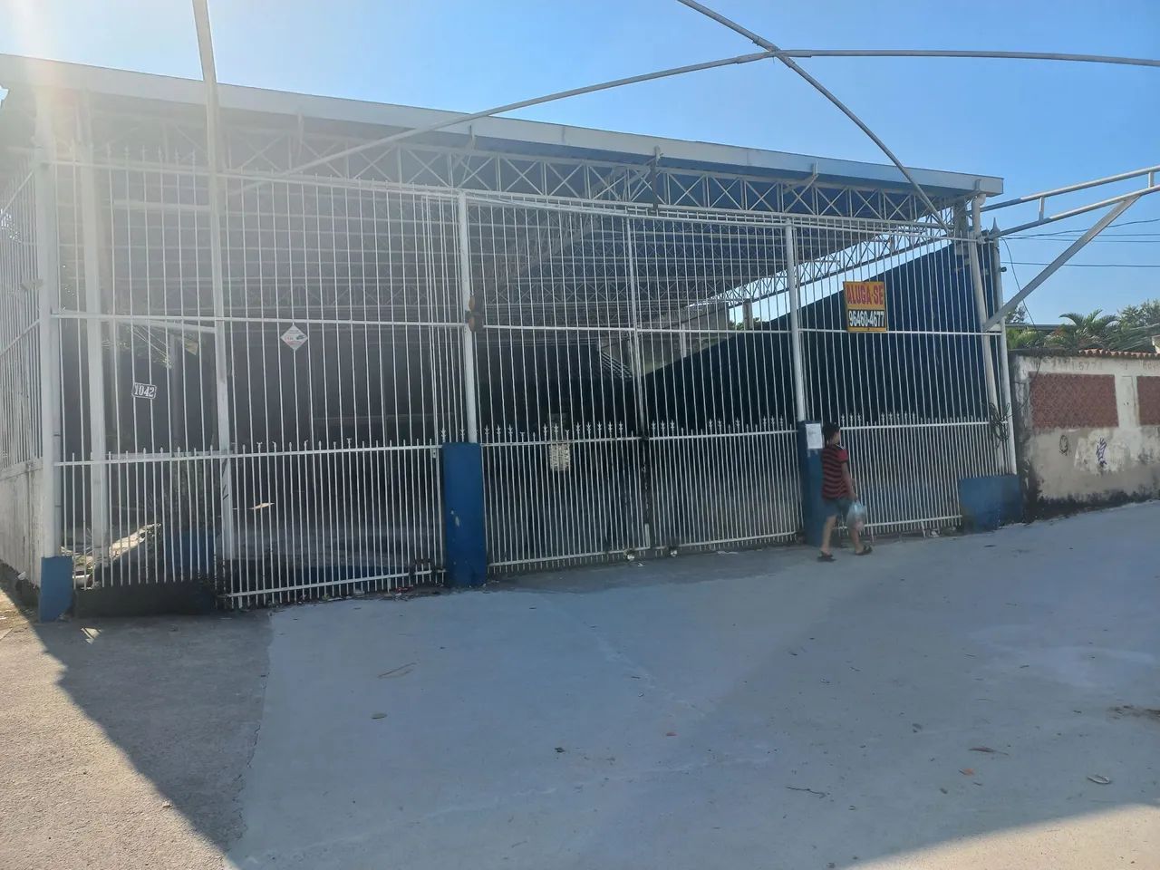 Aluga-se Galpão 