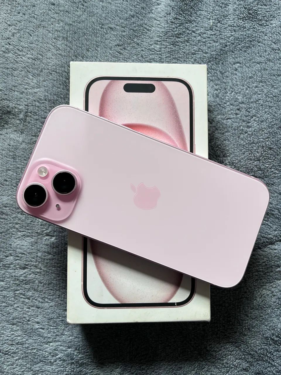 iPhone 15 