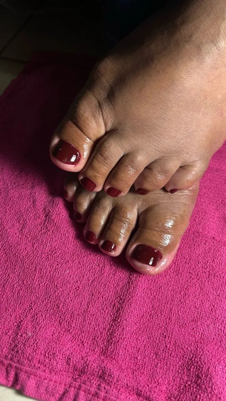 Pedicure.