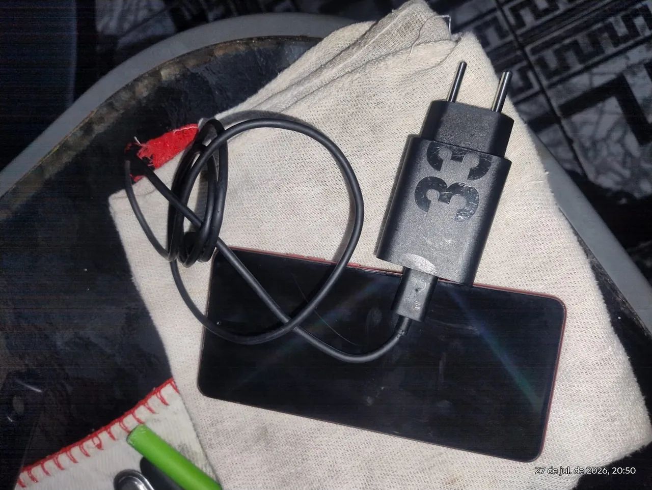 Vendo um motorola G86 com nota fiscal - Foto 3