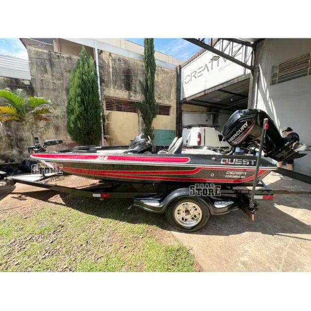 Barco Quest 268 2015