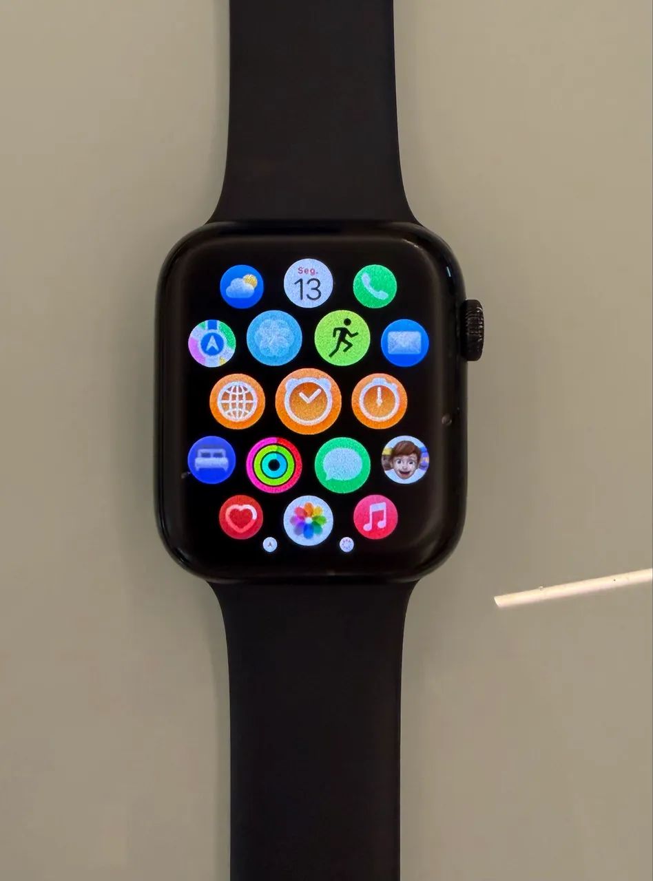 Apple Watch SE 2ª geração GPS + Celular 44 mm 