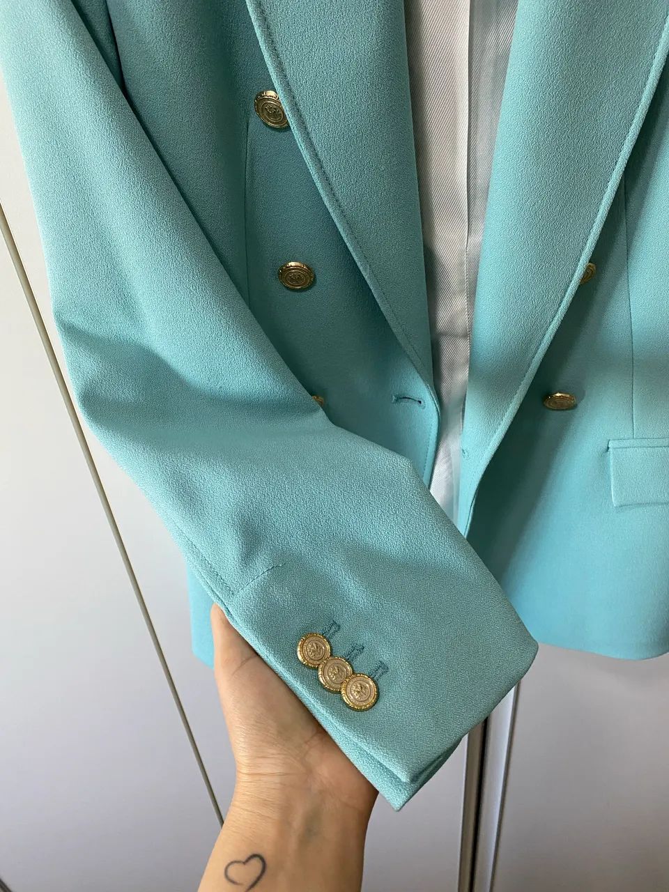 Blazer Zara azul claro  - Foto 5