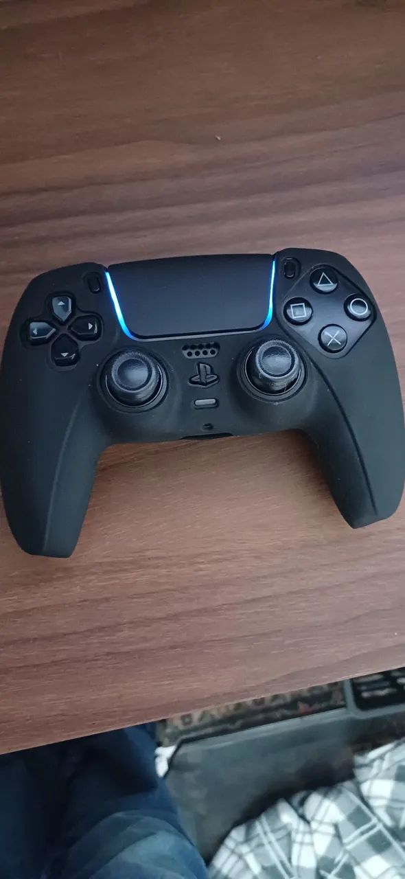 Ps5 slim 4k + Base carregadora multifuncional - Foto 2