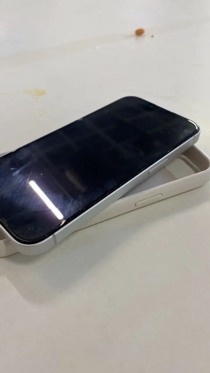 IPHONE16e 5 meses de tudo com garantia