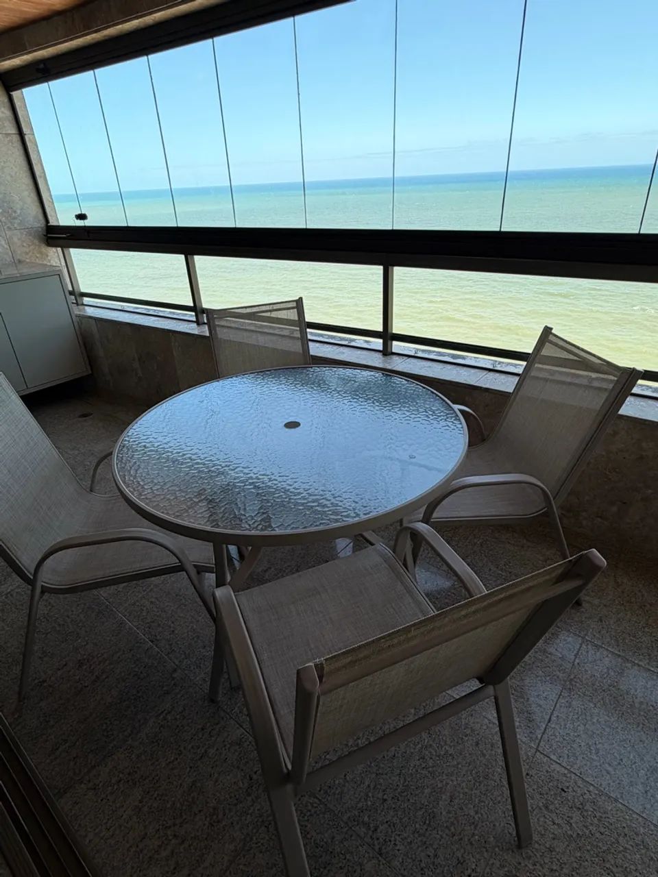 Vendo conjunto de mesa  - Foto 2