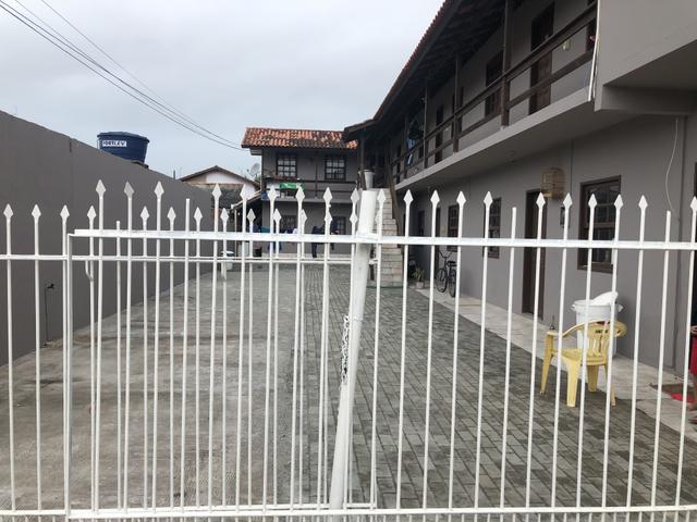 Prédio com 9 aptos ingleses - Foto 2
