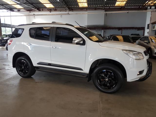 CHEVROLET TRAILBLAZER 2014/2014 2.8 LTZ 4X4 16V TURBO DIESEL 4P AUTOMÁTICO - Foto 3