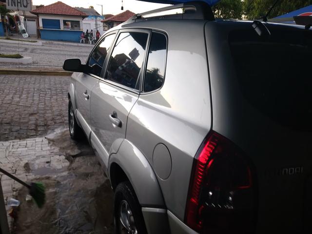 Tucson GLS completa automática