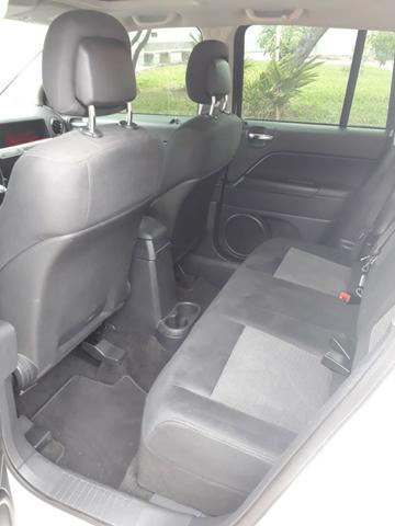 Jeep Compass Sport 2.0 + Banco de Couro/Central multimídia - Foto 9