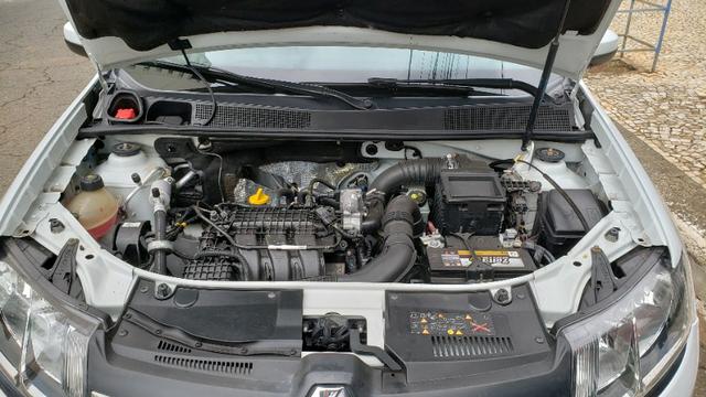 Renault Logan 2017 1.0 Completo Pneus novos Ipva pago - Foto 4