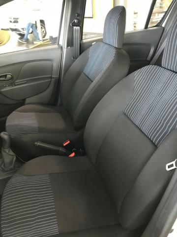 Logan Completo 2020 Ultima Unidade !Maior porta Malas 510L!!! - Foto 2
