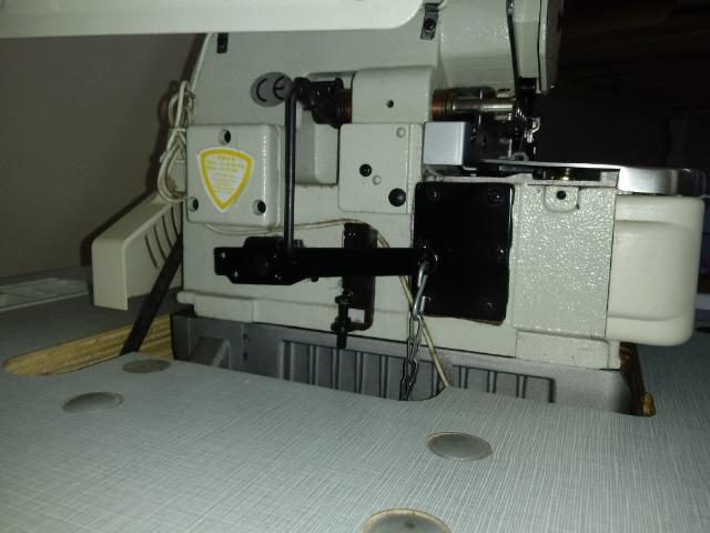 Maquina Overlok - Foto 3