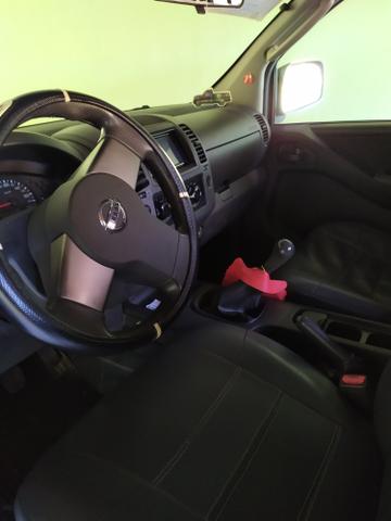 Nissan Frontier XE 4x4 12/13 - Foto 5