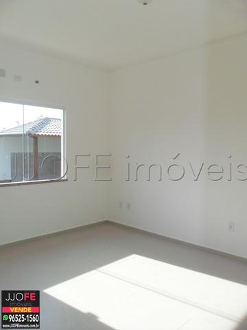 Lindíssima casa com 3 quartos sendo uma suíte próxima à Estrada dos Cajueiros, Itaipuaçu! - Foto 18