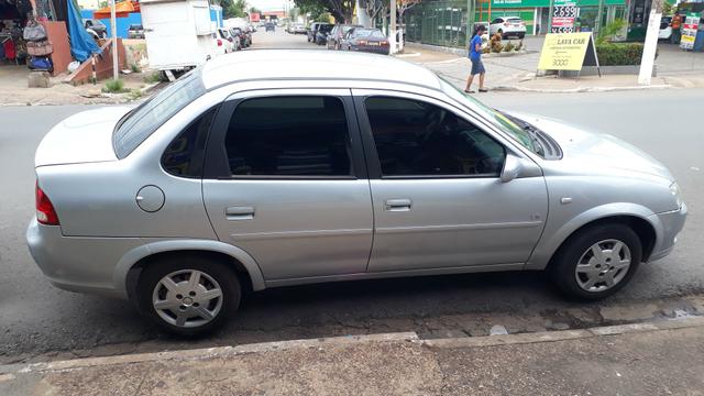 Classic 2011/11, 4 portas muito conservado 18.500 - Foto 8