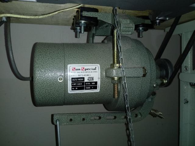 Maquina Overlok - Foto 6