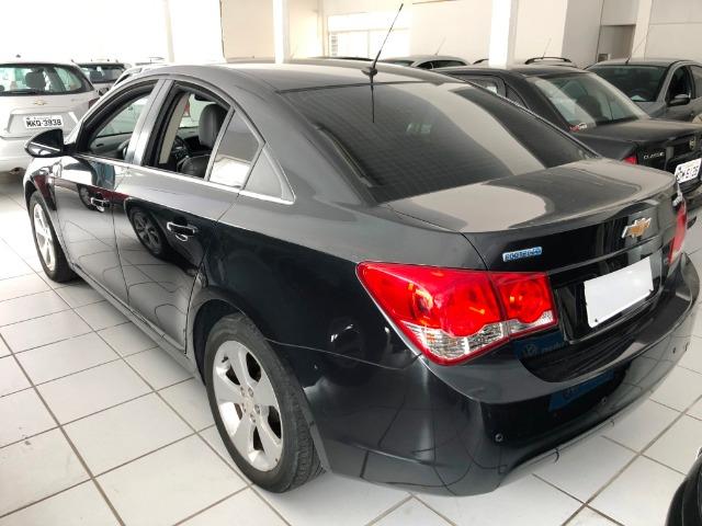 Cruze sedan automático com GNV legalizado - raridade - Foto 4