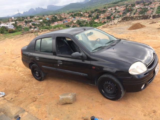 Clio Sedan 2002 - revisado - Foto 4