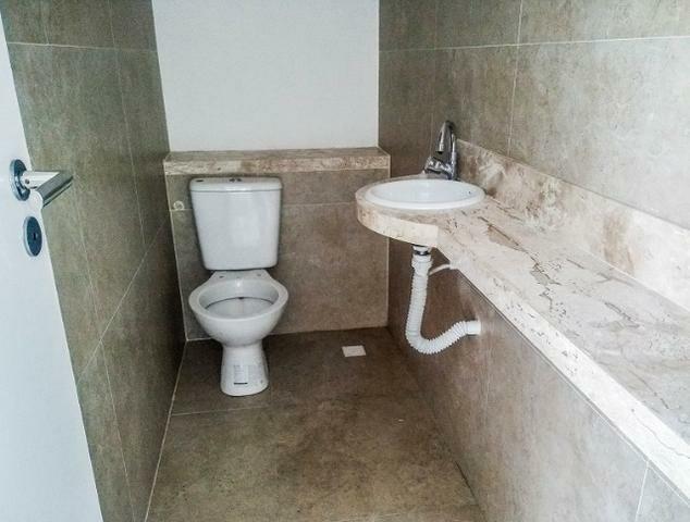 Casas de alto padrão em condomínio vizinho ao shopping - Foto 8