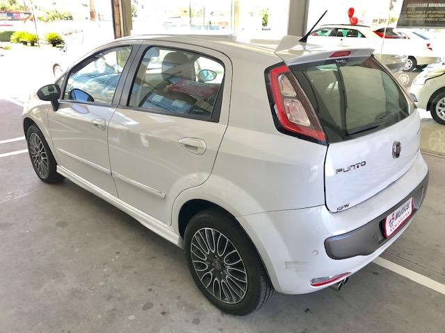 FIAT PUNTO 1.8 SPORTING 16V FLEX 4P MANUAL - Foto 5