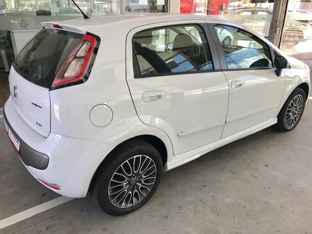 FIAT PUNTO 1.8 SPORTING 16V FLEX 4P MANUAL - Foto 4