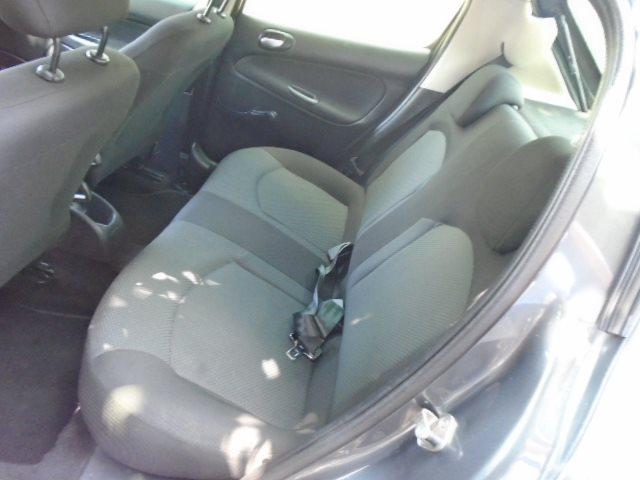 PEUGEOT 207 2012/2013 1.4 XR 8V FLEX 4P MANUAL - Foto 2