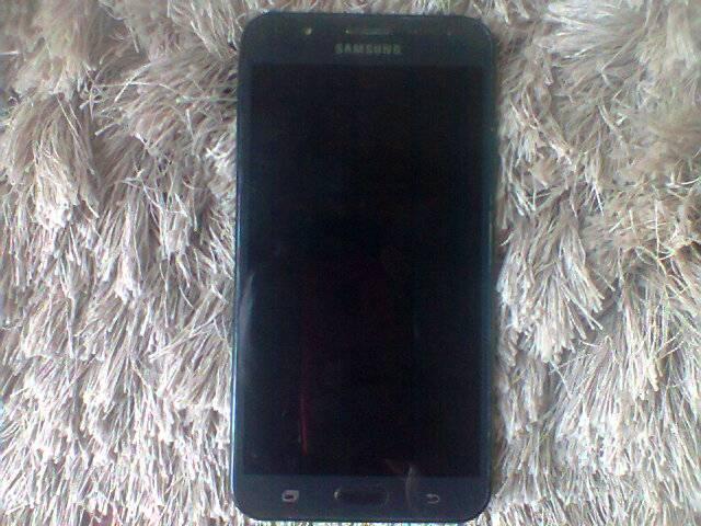 Samsung J7 Neo Vendo Ou troco - Foto 2