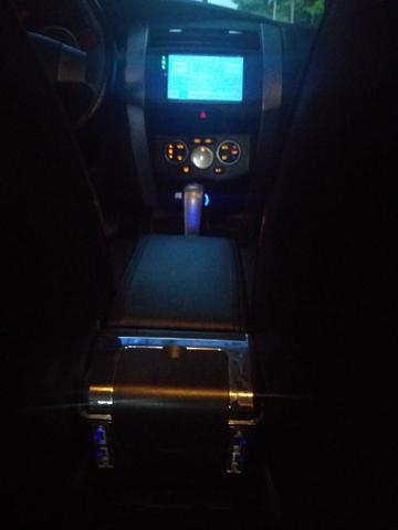 Livina 1.8 SL Xgear Automática + GNV(5 geração) Extremamente Nova = 31.900, - Foto 12