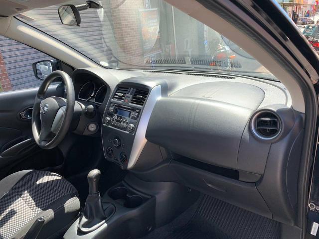 Nissan Versa SV 1.6 2016 - Foto 3