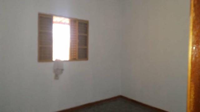 VENDO ou TROCO casa - Foto 2