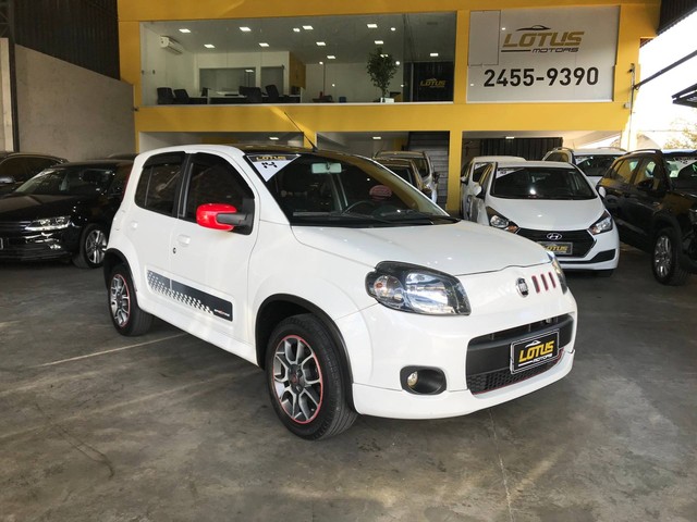 UNO 2014/2014 1.4 EVO SPORTING 8V FLEX 4P MANUAL