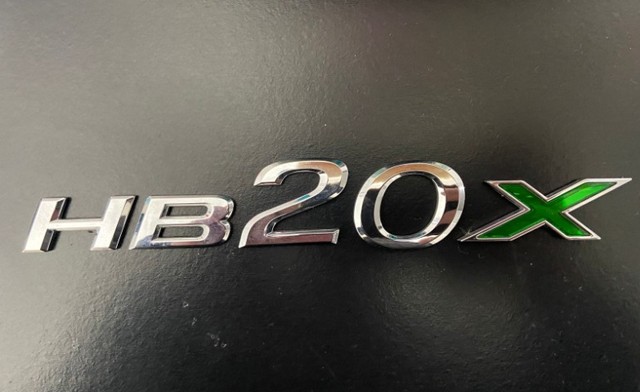 Emblema logotipo Hyundai Hb20X Flex Automatic 1.6 tampa traseira  - Foto 5