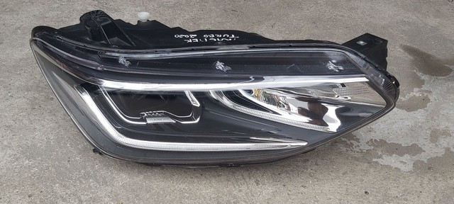 Farol da Tracker turbo 2021 led