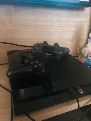 Ps4 modelo FAT Black piano, com SSD de 1 tera, único dono ,impecável, leia a descrição