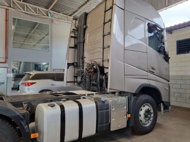 Caminhão Volvo FMX 500 8x4 2p (diesel) (e5) - 2020 - Belo